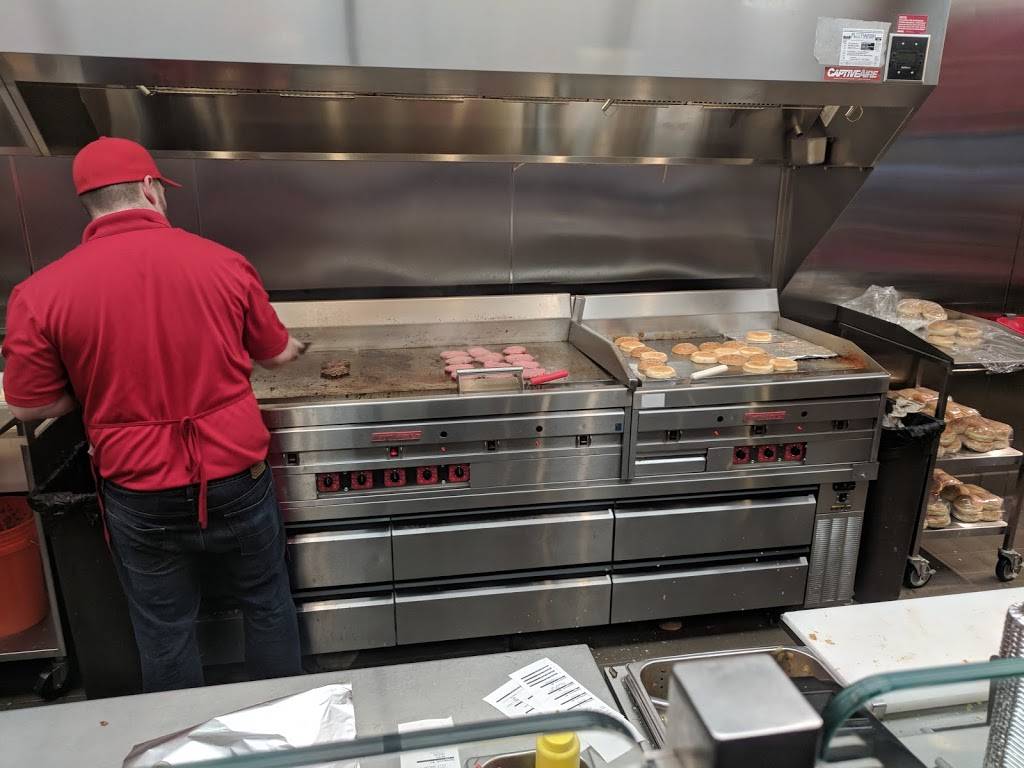 Five Guys | meal takeaway | 1384 W Main St, Gaylord, MI 49735, USA | 9894482585 OR +1 989-448-2585