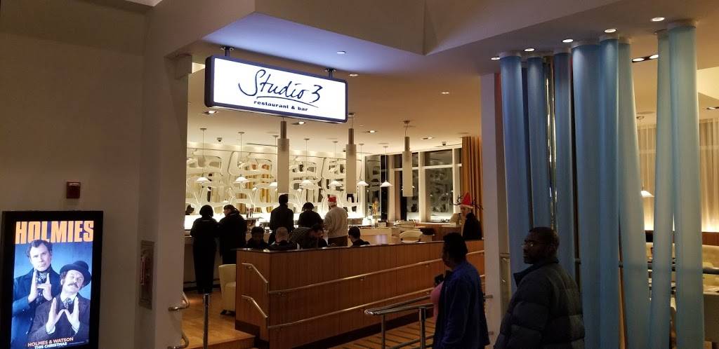 Studio 3 | restaurant | 24 Patriot Pl, Foxborough, MA 02035, USA | 5085431450 OR +1 508-543-1450