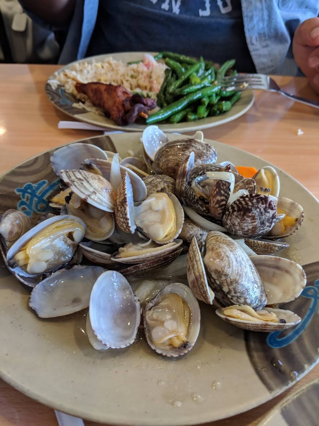 Super Buffet | restaurant | 1405 E Yosemite Ave, Manteca, CA 95336, USA | 2098258998 OR +1 209-825-8998