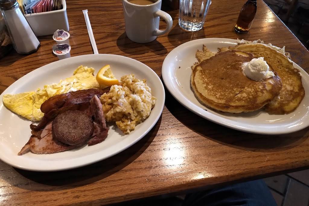 Cracker Barrel Old Country Store | restaurant | 3840 Eagle View Dr, Indianapolis, IN 46254, USA | 3172988908 OR +1 317-298-8908