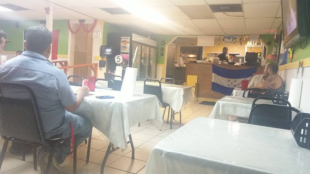 Los Compadres Pupuseria | restaurant | 3433 25th St, Port Arthur, TX 77642, USA | 4099849898 OR +1 409-984-9898