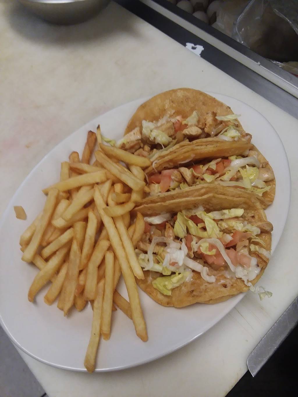 Vickis BREAKFAST | restaurant | 11216 S Michigan Ave, Chicago, IL 60628, USA | 7738246776 OR +1 773-824-6776