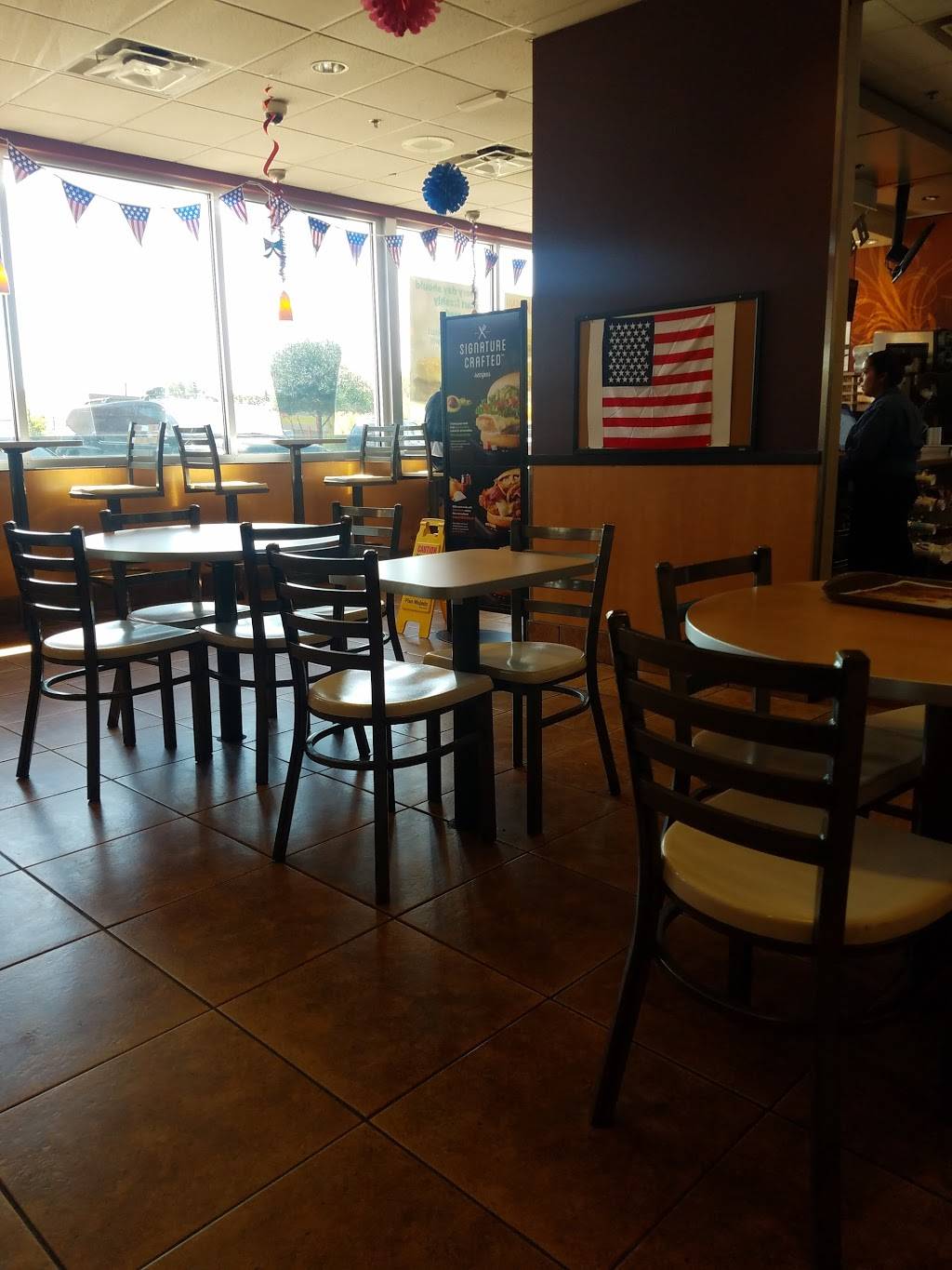 McDonalds | cafe | 451 N Harvey Mitchell Pkwy, Bryan, TX 77807, USA | 9798232150 OR +1 979-823-2150