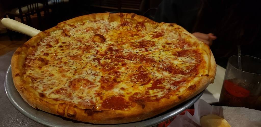 Vinnys Italian Restaurant | restaurant | 2003 E, TX-114, Roanoke, TX 76262, USA | 8174907924 OR +1 817-490-7924