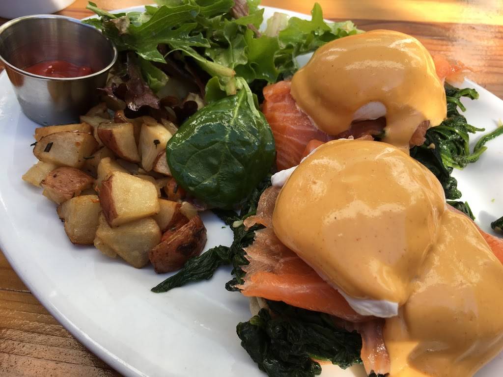 Maximiliano | restaurant | 5930 York Blvd, Los Angeles, CA 90042, USA | 3237396125 OR +1 323-739-6125