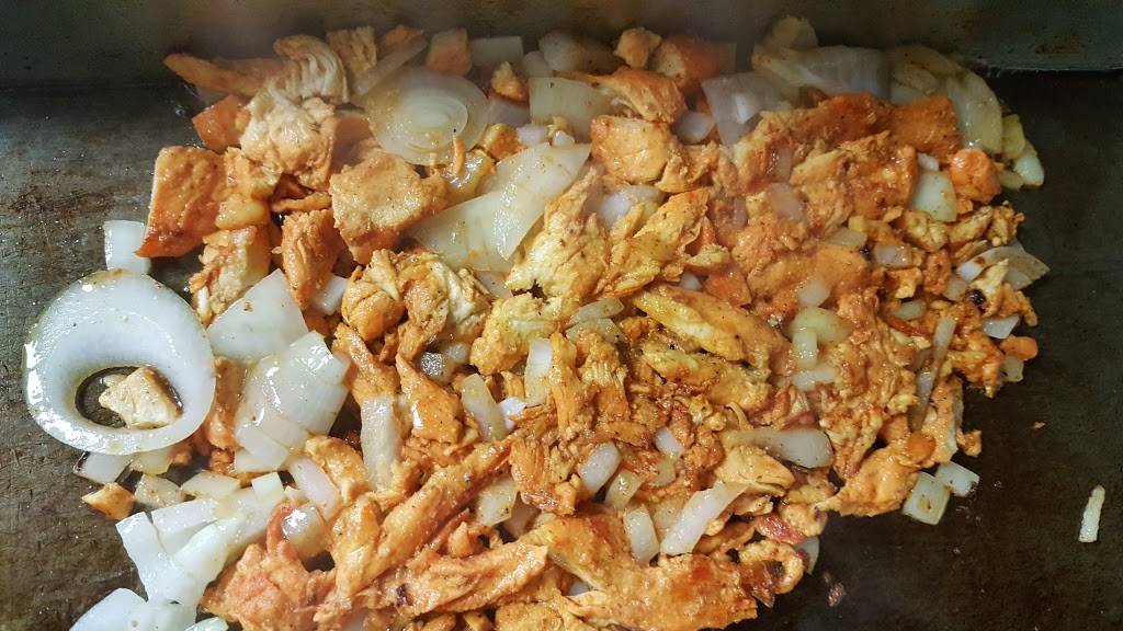 New Kennedy Chicken & Gyro | restaurant | 5605 Broadway, Bronx, NY 10463, USA | 7184321181 OR +1 718-432-1181