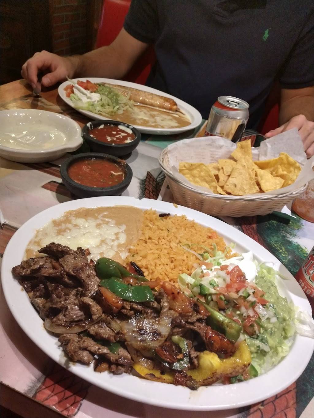 La Carreta Mexican Restaurant | restaurant | 335 Folly Rd, Charleston, SC 29412, USA | 8434066556 OR +1 843-406-6556
