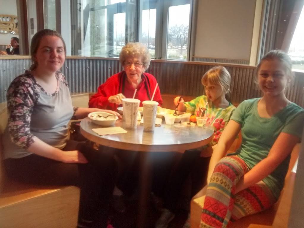 Chipotle Mexican Grill | restaurant | 7229 Central Ave, Toledo, OH 43617, USA | 4198413283 OR +1 419-841-3283