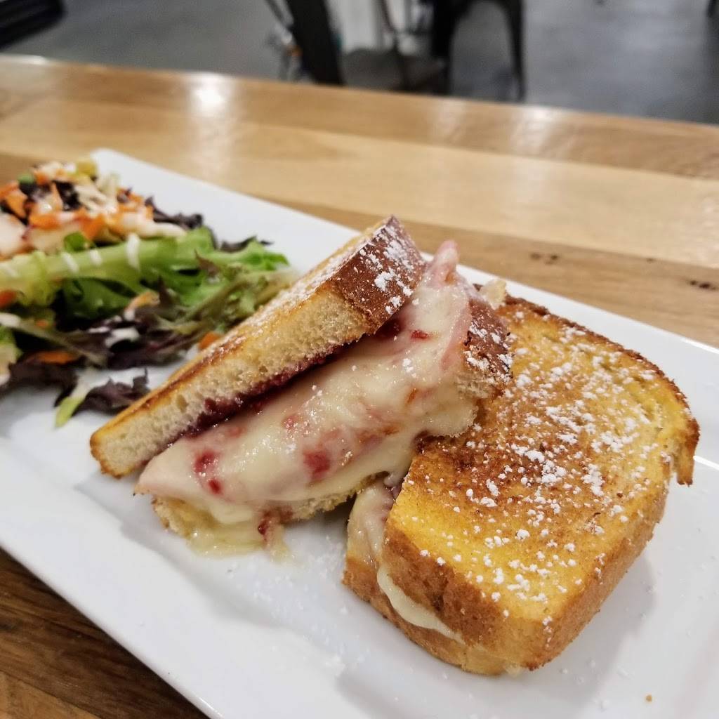 Eureka Springs Coffee House | restaurant | 11 N Main St, Eureka Springs, AR 72632, USA | 4792392010 OR +1 479-239-2010