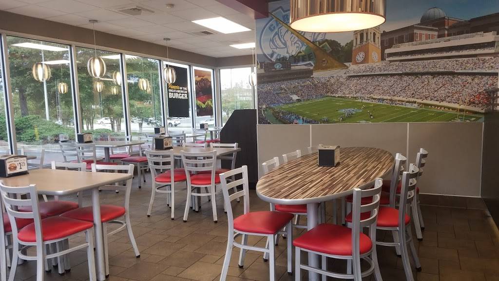 Hardees | restaurant | 1800, Chapel Hill, NC 27514, USA | 9199298516 OR +1 919-929-8516