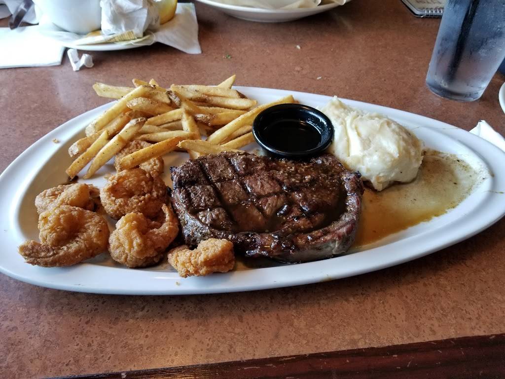 TGI Fridays | restaurant | 2795 Cabot Dr, Corona, CA 92883, USA | 9512778225 OR +1 951-277-8225