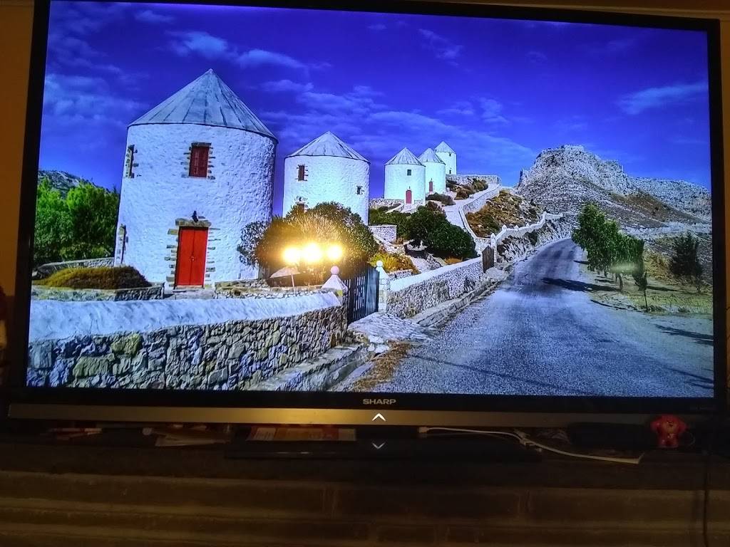 Claudios Cafe | restaurant | 1708 Acushnet Ave, New Bedford, MA 02746, USA | 5089961006 OR +1 508-996-1006