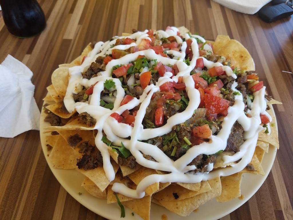 Lilys Tacos | restaurant | 901 N Garey Ave, Pomona, CA 91767, USA | 9096220444 OR +1 909-622-0444