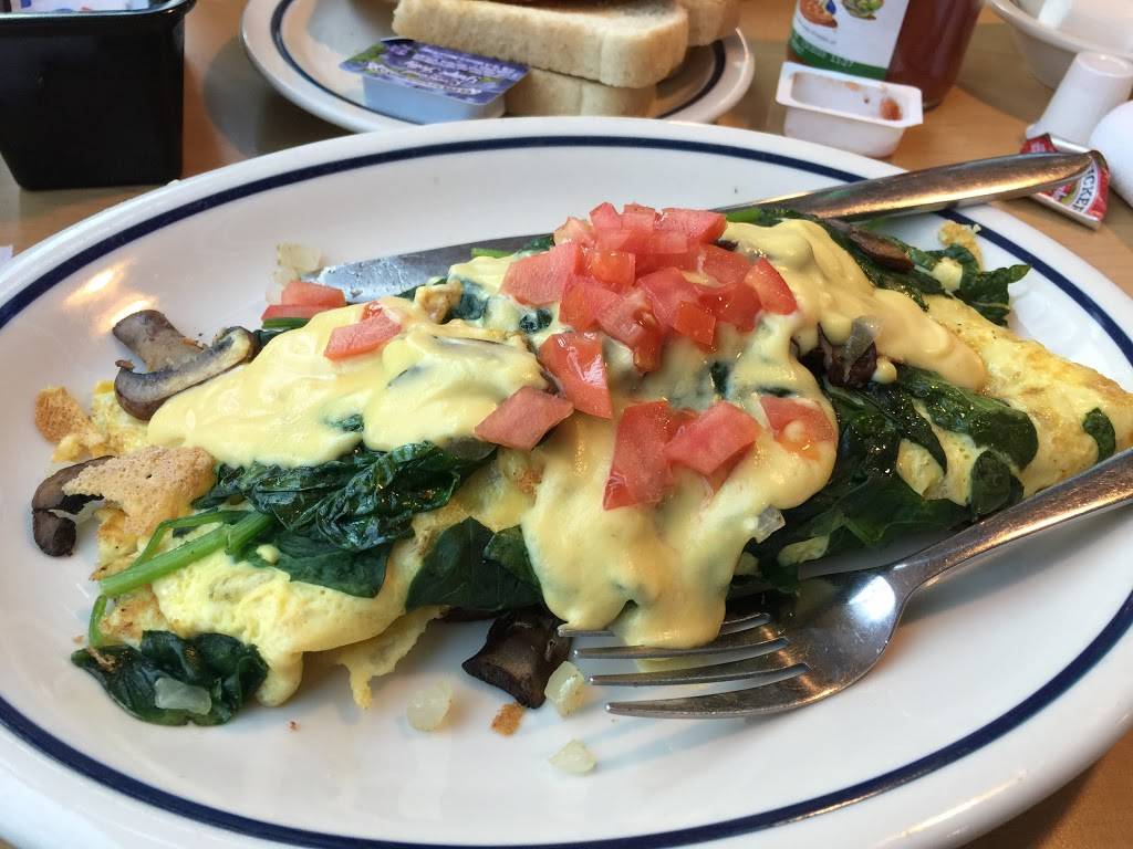 IHOP | restaurant | 3335 Midway Dr, San Diego, CA 92110, USA | 6192231425 OR +1 619-223-1425