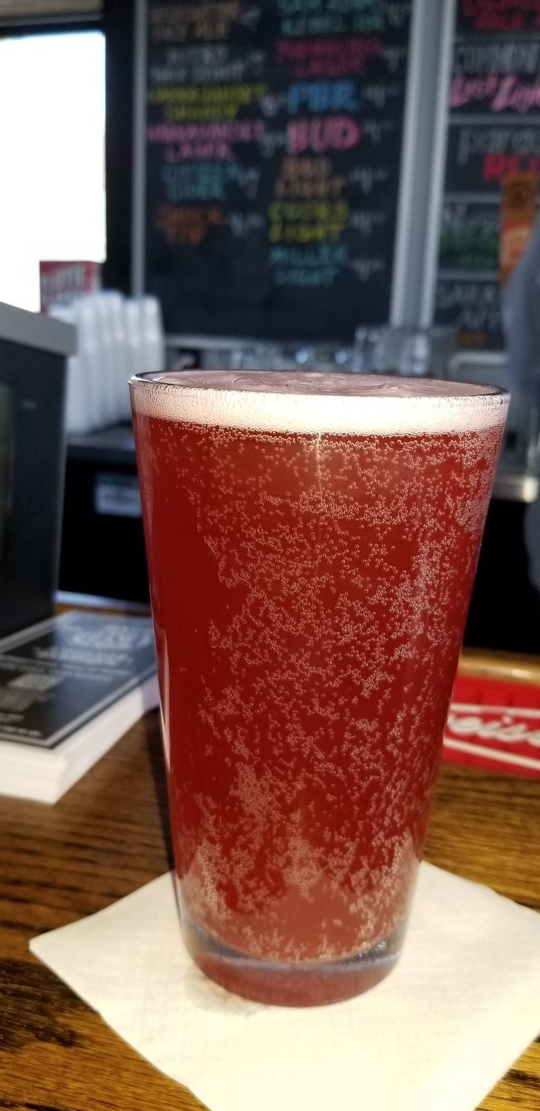 PJs BAR-B-QSA | restaurant | 1 Kaydeross Ave W, Saratoga Springs, NY 12866, USA | 5185837427 OR +1 518-583-7427