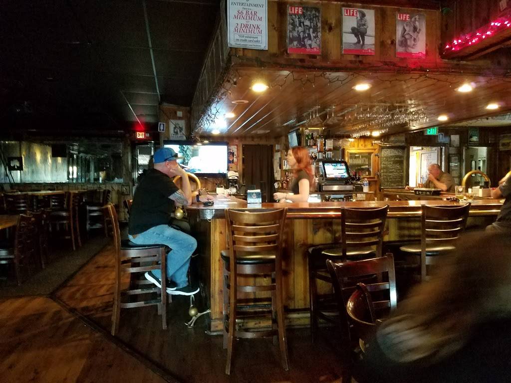 Joes Great American Bar & Grill | restaurant | 4311 W Magnolia Blvd, Burbank, CA 91505, USA | 8187290805 OR +1 818-729-0805