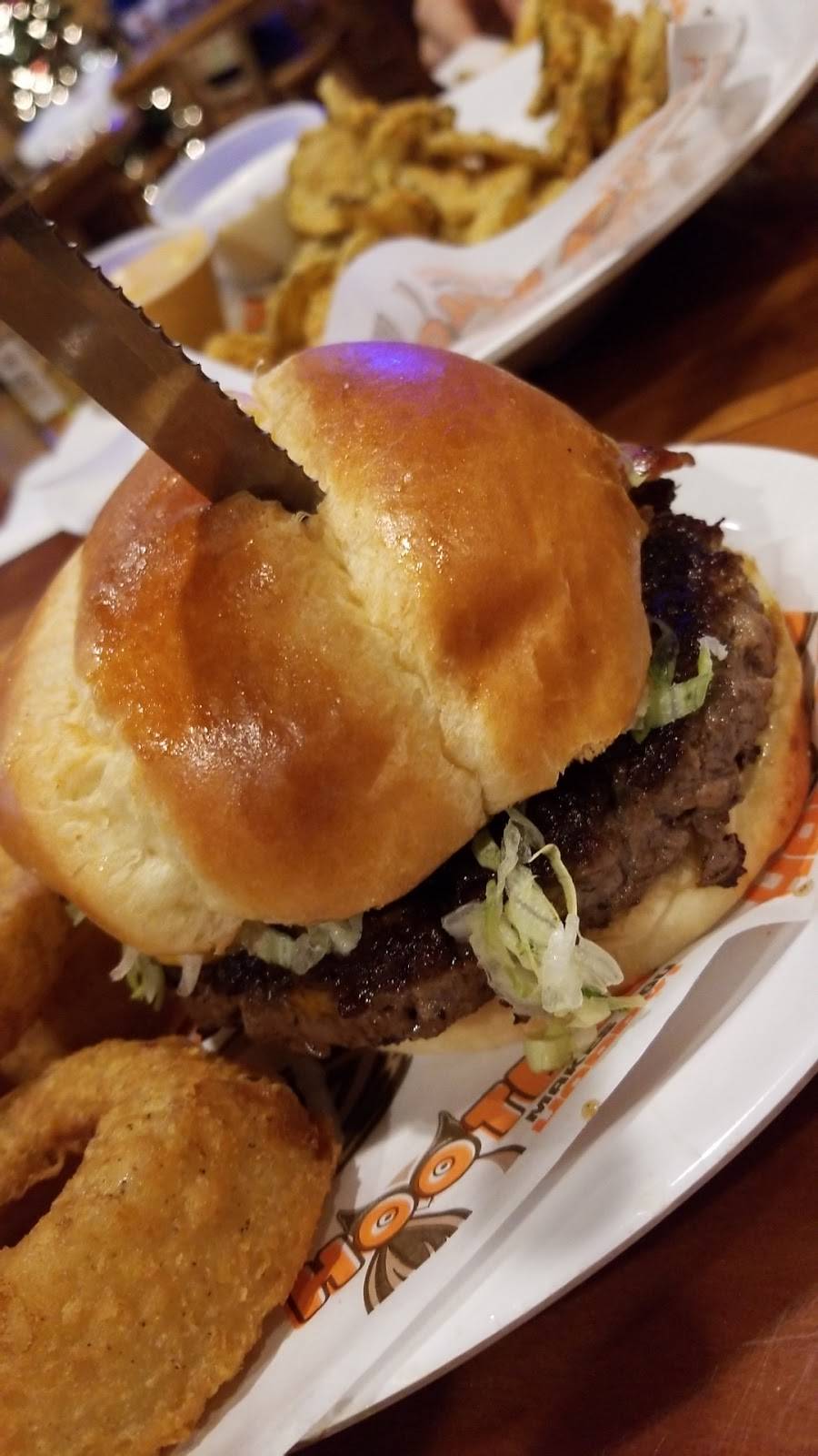 Hooters | restaurant | 70 Wolf Rd, Colonie, NY 12205, USA | 5184389300 OR +1 518-438-9300