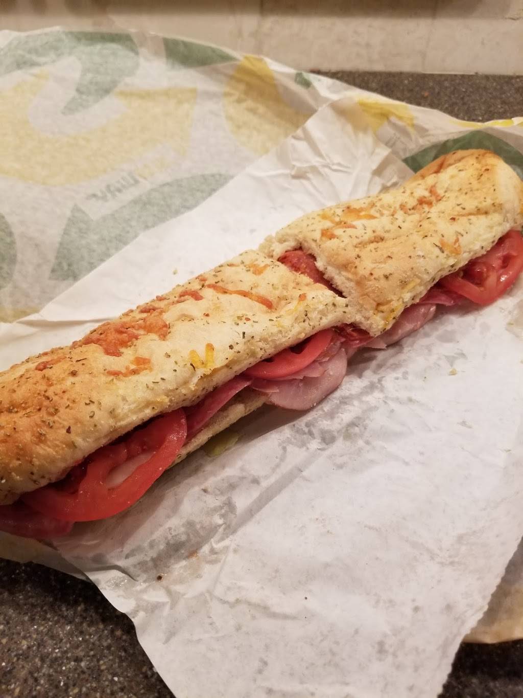 Subway | restaurant | 23 New Hampshire Rte 103, Warner, NH 03278, USA | 6034563130 OR +1 603-456-3130