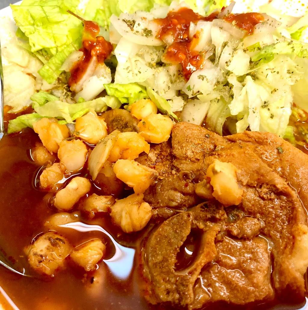 La Trailita | restaurant | 2639 S Damen Ave, Chicago, IL 60608, USA | 7738297132 OR +1 773-829-7132