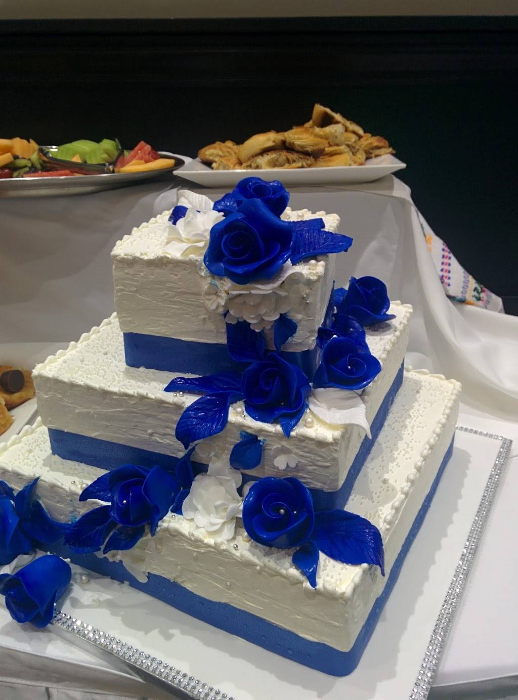 Greek House Restaurant | restaurant | 13081 Boul Gouin O, Pierrefonds, QC H8Z 1X1, Canada | 5146246161 OR +1 514-624-6161