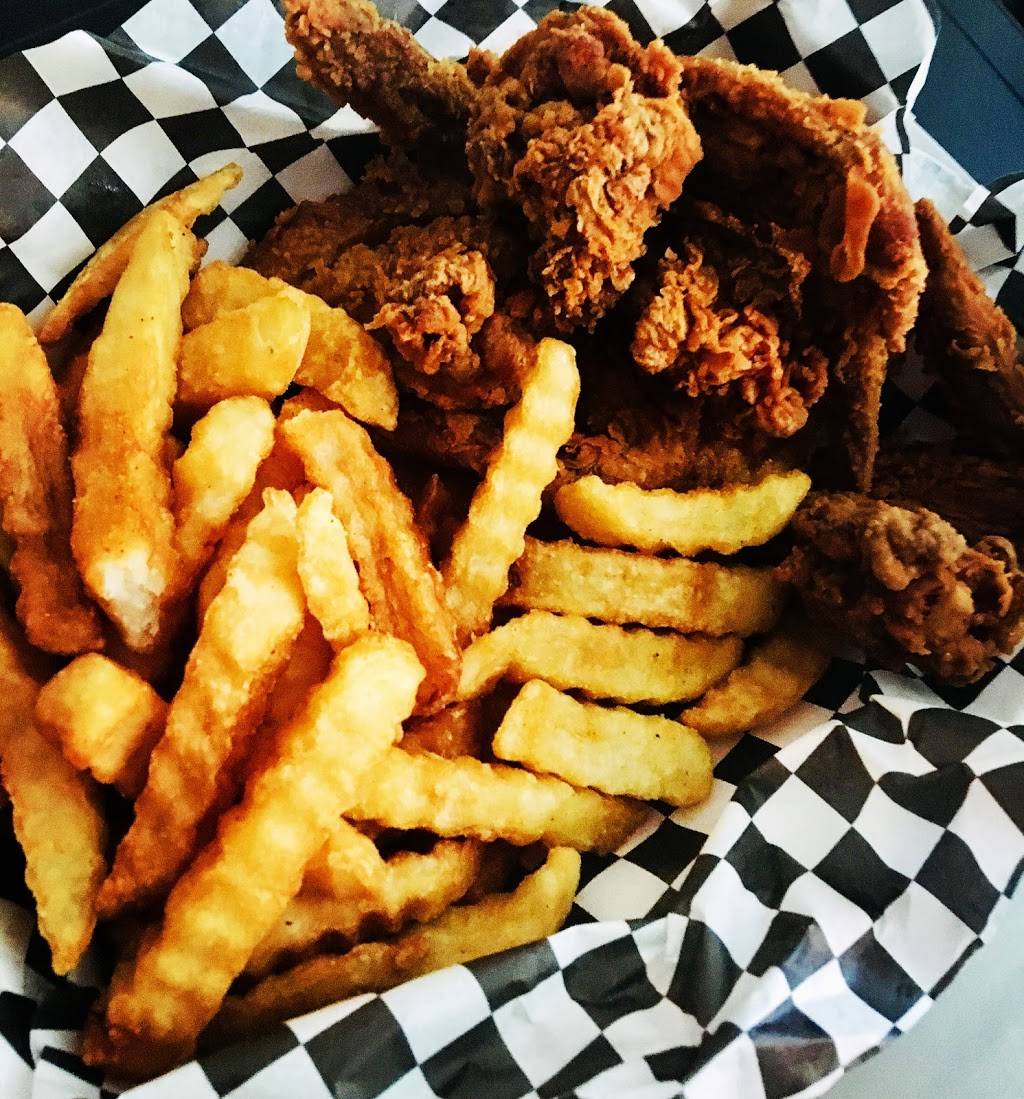 Harolds Chicken & Ice Bar | restaurant | 1477 Roswell Rd, Marietta, GA 30062, USA | 7707267779 OR +1 770-726-7779