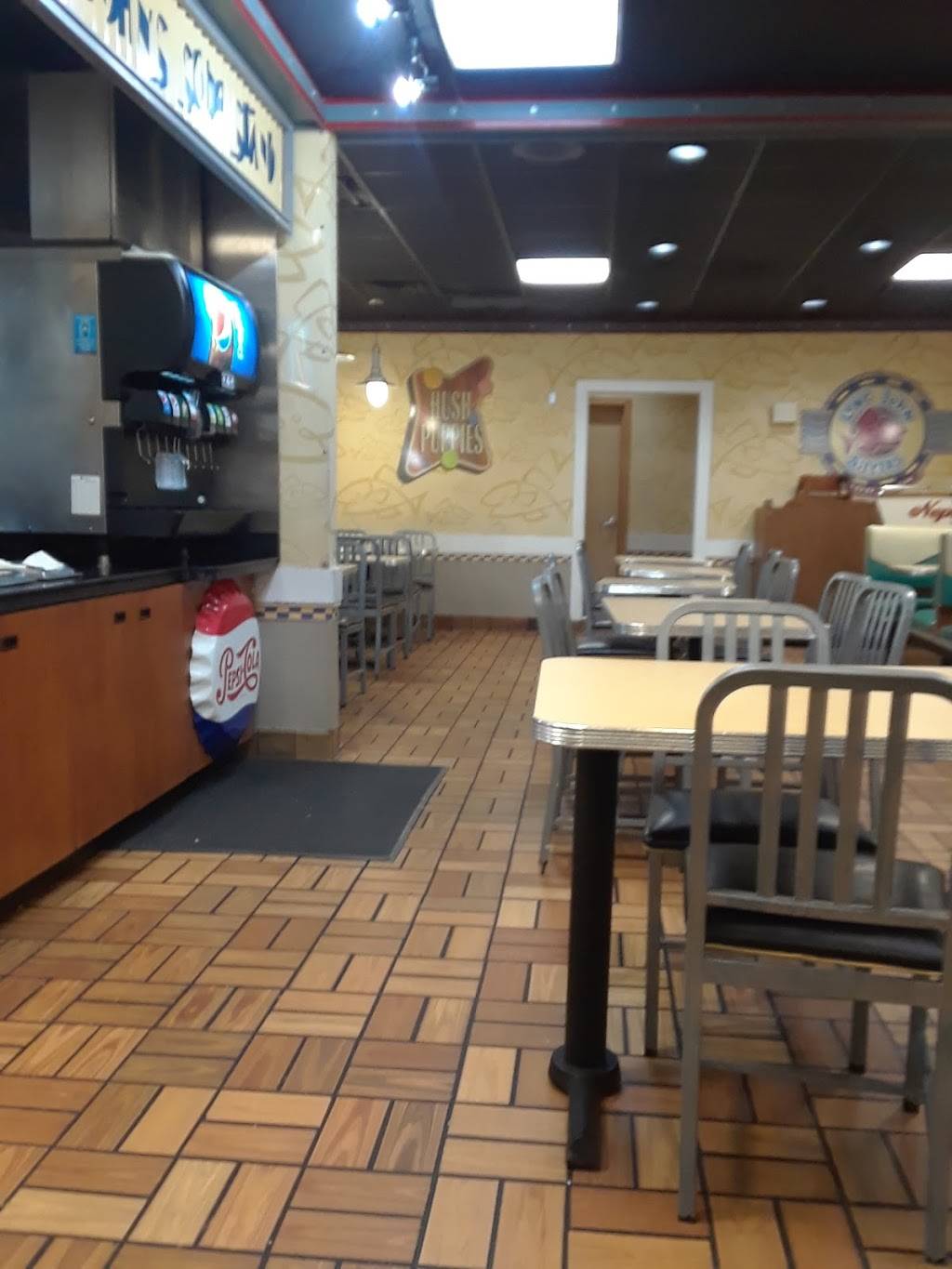 Long John Silvers | restaurant | 2621 S Westmoreland Rd, Dallas, TX 75211, USA | 2144314668 OR +1 214-431-4668