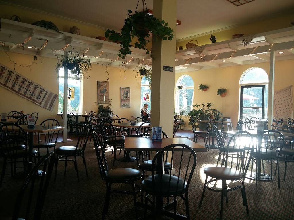 Wings Olé | restaurant | 1125 University Ave, Morgantown, WV 26505, USA | 3042964486 OR +1 304-296-4486