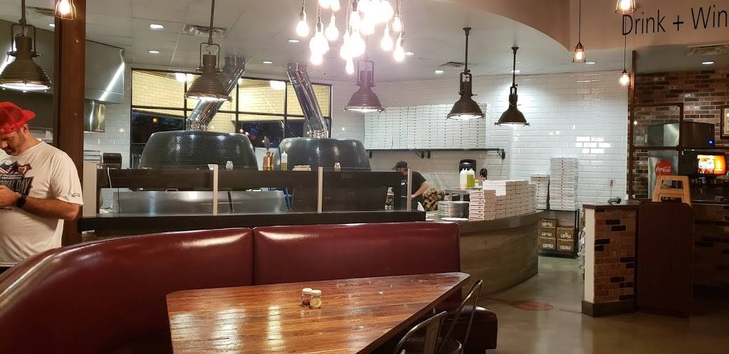 Pizaros Pizza Napoletana | restaurant | 1000 W Gray St, Houston, TX 77019, USA | 8327425200 OR +1 832-742-5200