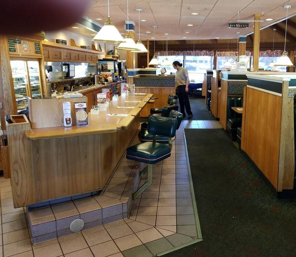 Sharis Cafe and Pies | bakery | 7451 SW Garden Home Rd, Portland, OR 97223, USA | 5032933143 OR +1 503-293-3143