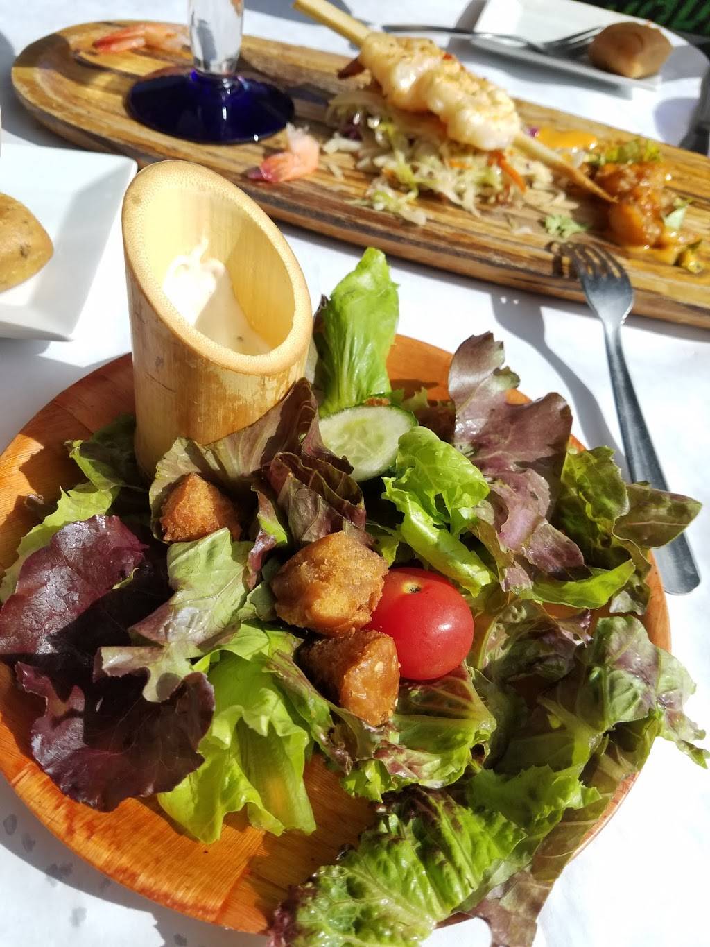 The Pink Chihuahua | restaurant | 700 La Salle St, Ottawa, IL 61350, USA | 8153245227 OR +1 815-324-5227