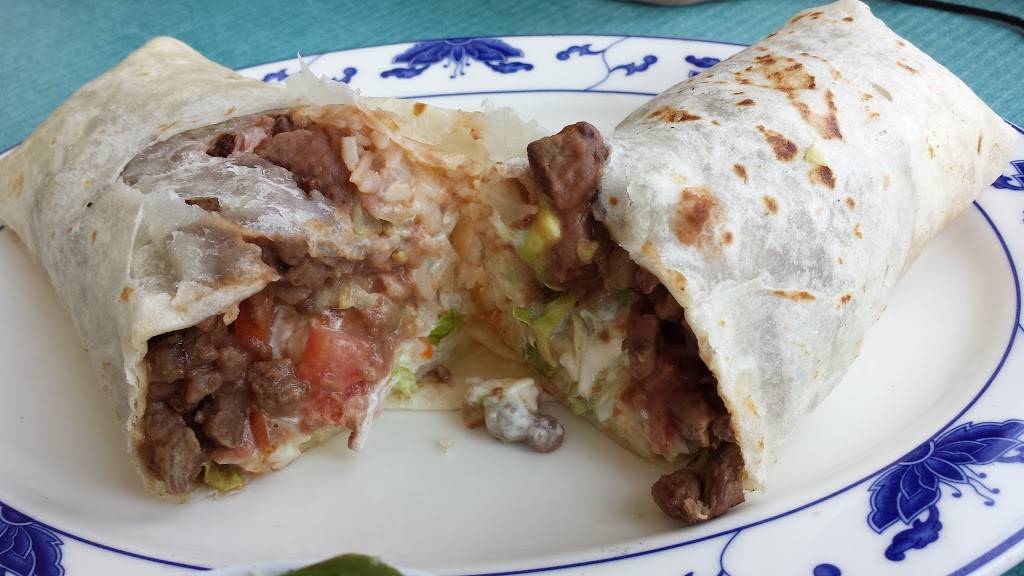 Restaurant y Pupuseria La Salvadoreña | restaurant | 5410 W 34th St, Indianapolis, IN 46224, USA | 3173881707 OR +1 317-388-1707