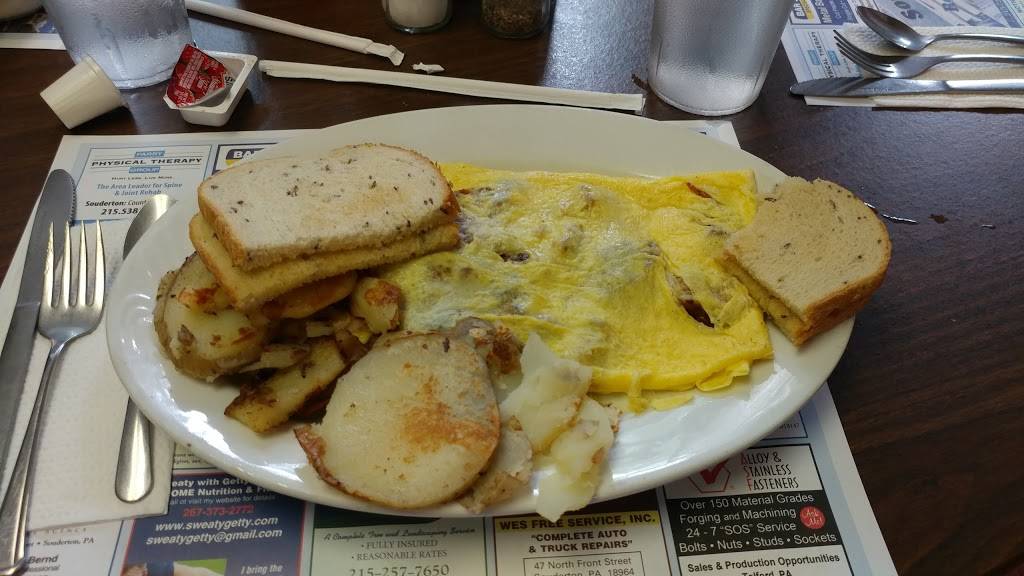 Souderton Restaurant | restaurant | 120 N Main St, Souderton, PA 18964, USA | 2157231770 OR +1 215-723-1770