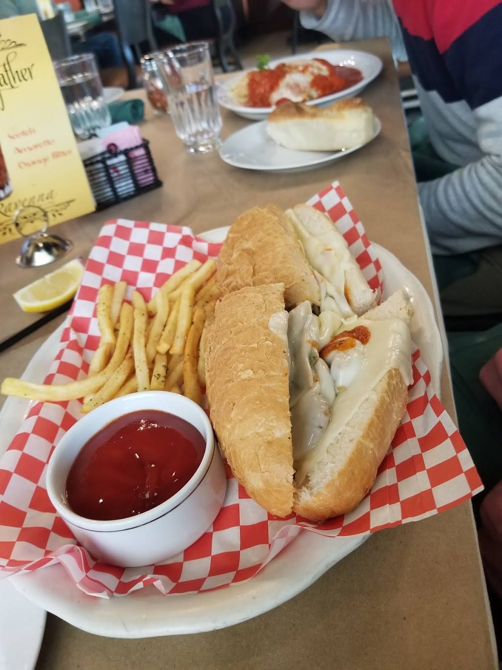 Ravenna Italian Grille & Bar | restaurant | 115 S Field St, Dallas, TX 75202, USA | 2147449333 OR +1 214-744-9333