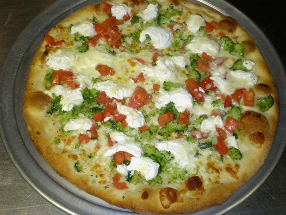 Jeppys Pizzeria | restaurant | 448 White Horse Ave, Trenton, NJ 08610, USA | 6095852288 OR +1 609-585-2288
