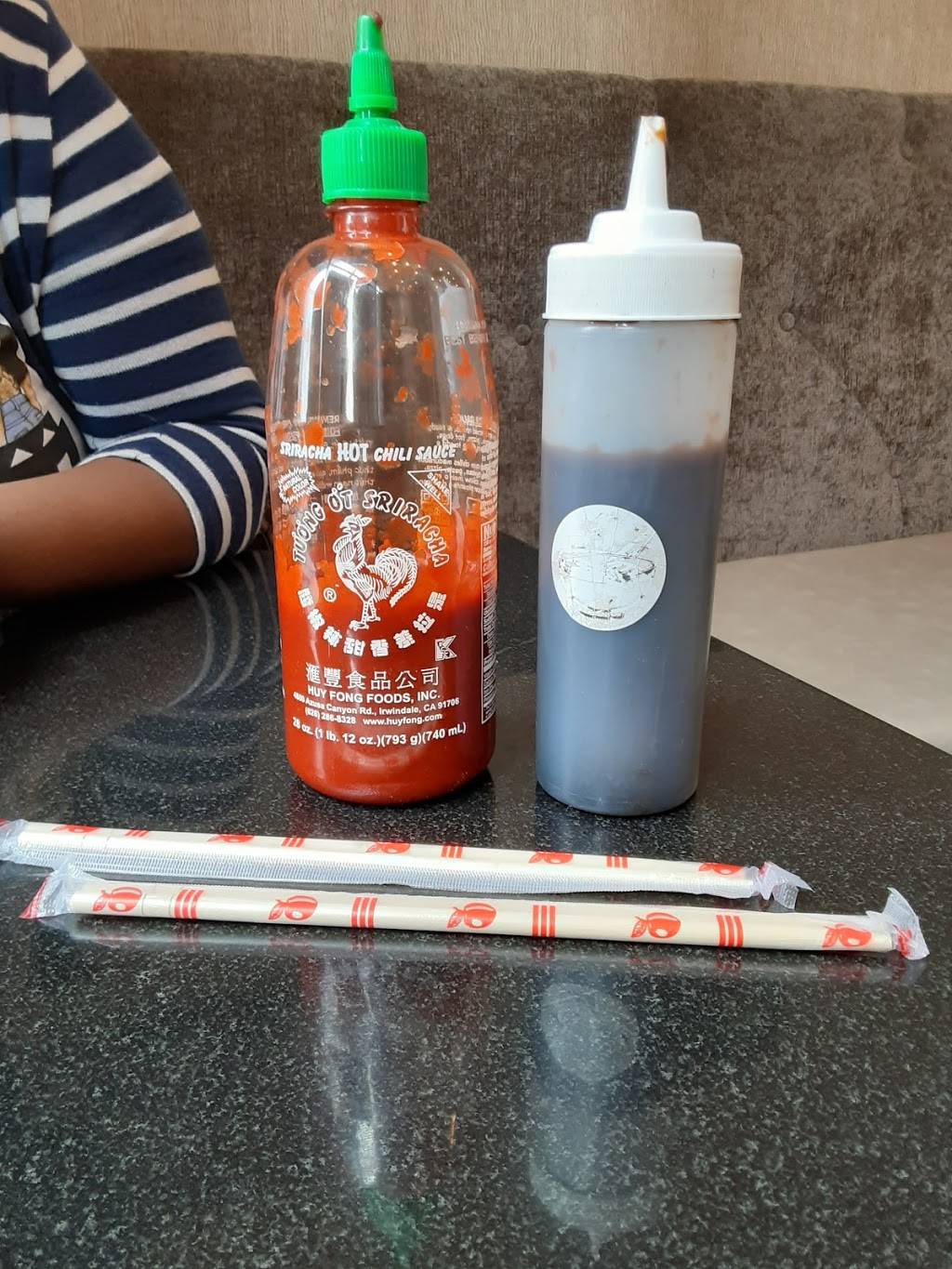 Pho Viet | restaurant | 1 E Redwood St, Baltimore, MD 21202, USA | 4102348950 OR +1 410-234-8950