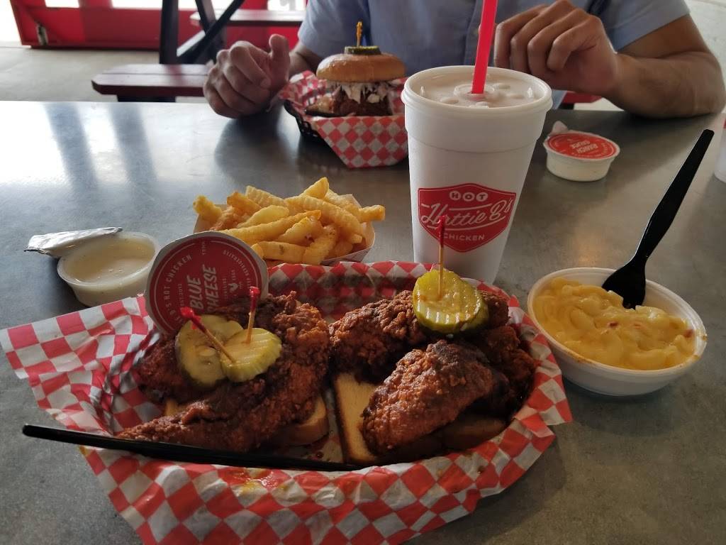Hattie Bs Hot Chicken - West Nashville, TN | restaurant | 5209 Charlotte Ave, Nashville, TN 37209, USA | 6157127137 OR +1 615-712-7137