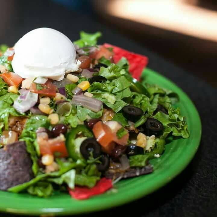 Firehouse Bar & Grille | restaurant | 63131 US-10, Wadena, MN 56482, USA | 2186325890 OR +1 218-632-5890