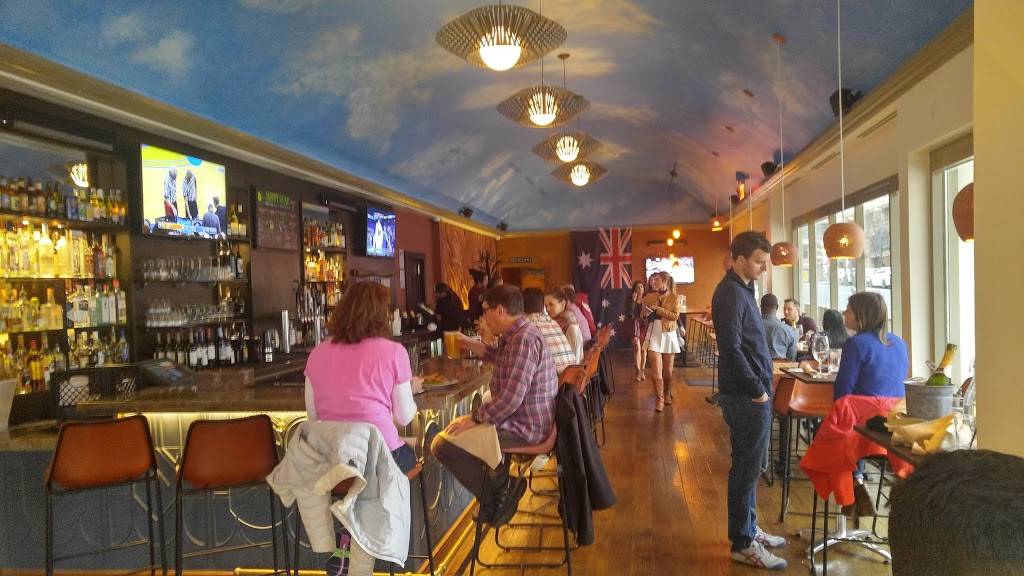 Oz Restaurant & Bar | restaurant | 2950 Clarendon Blvd, Arlington, VA 22201, USA | 7036640693 OR +1 703-664-0693