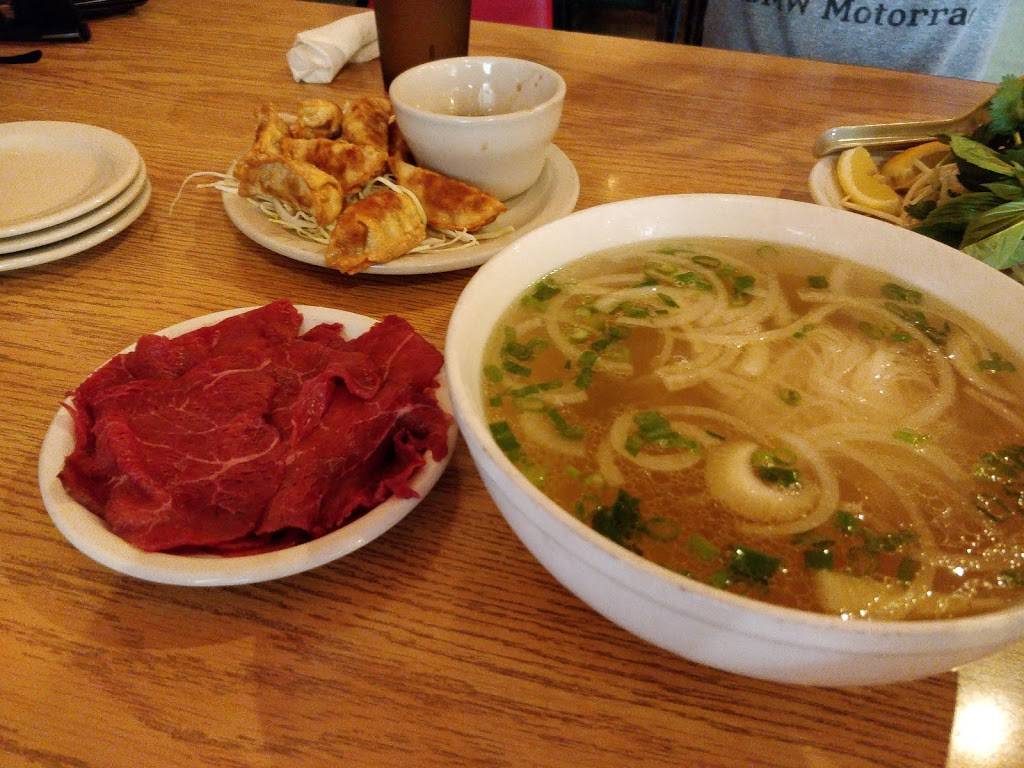 Bien Hoa Restaurant | restaurant | 560 US-79, Hutto, TX 78634, USA | 5128462699 OR +1 512-846-2699