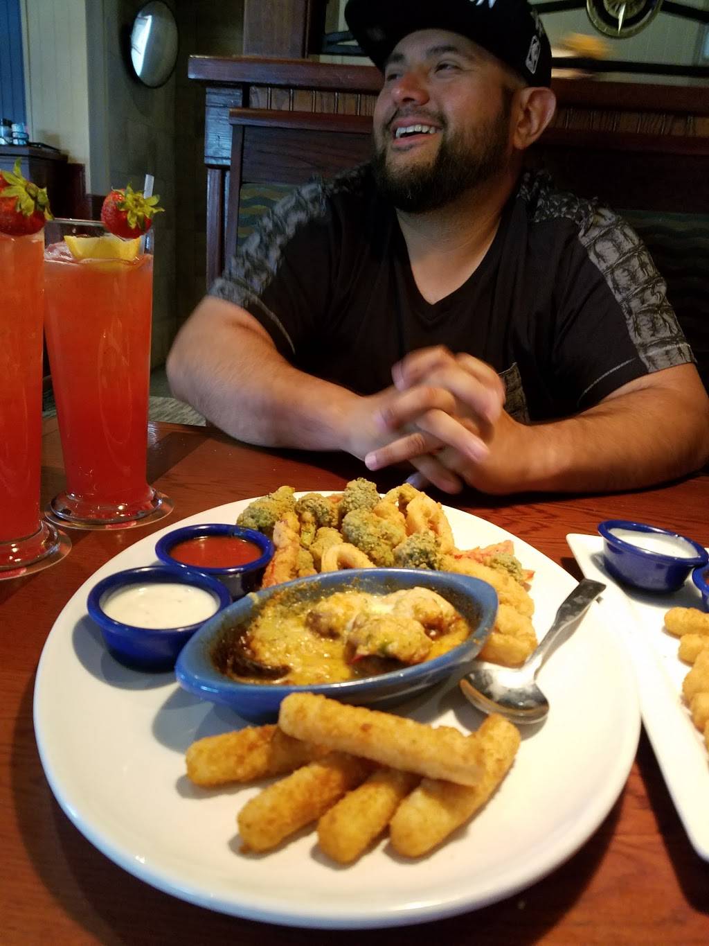 Red Lobster | restaurant | 104 TX-332, Lake Jackson, TX 77566, USA | 9792978580 OR +1 979-297-8580