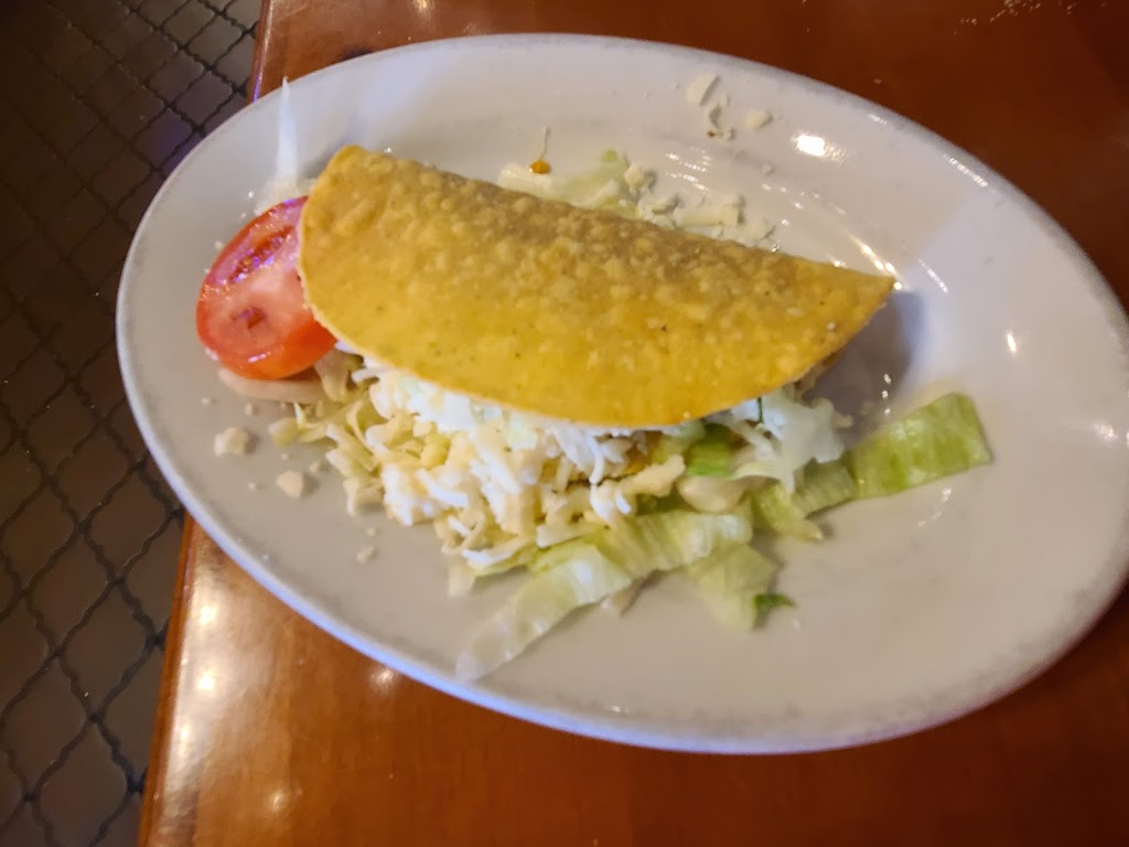 La Fiesta Mexican Restaurant | restaurant | 2329 Apalachee Pkwy, Tallahassee, FL 32301, USA | 8506563392 OR +1 850-656-3392