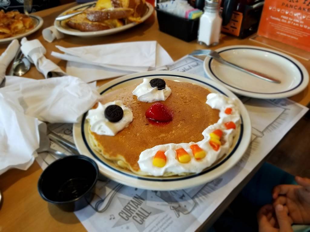 IHOP | bakery | 730 W Ramsey St, Banning, CA 92220, USA | 9519222826 OR +1 951-922-2826