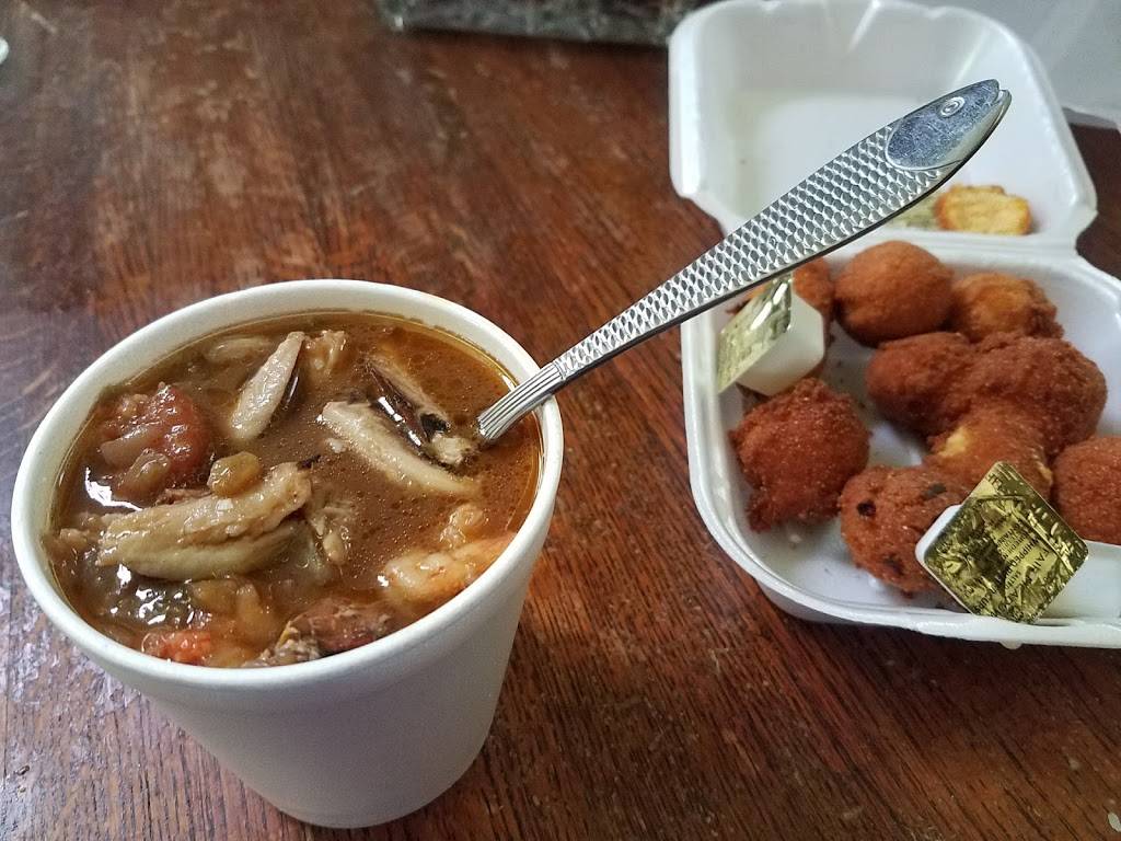 Dukes Seafood & Steakhouse | restaurant | 2591 S Range Ave, Denham Springs, LA 70726, USA | 2252714409 OR +1 225-271-4409