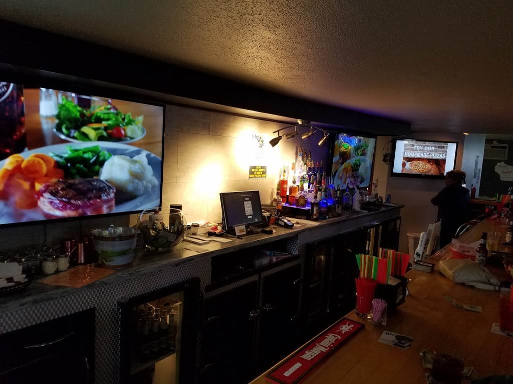 Macks Pub and Grill | restaurant | 2983 Lawrence Dr, De Pere, WI 54115, USA | 9206322061 OR +1 920-632-2061