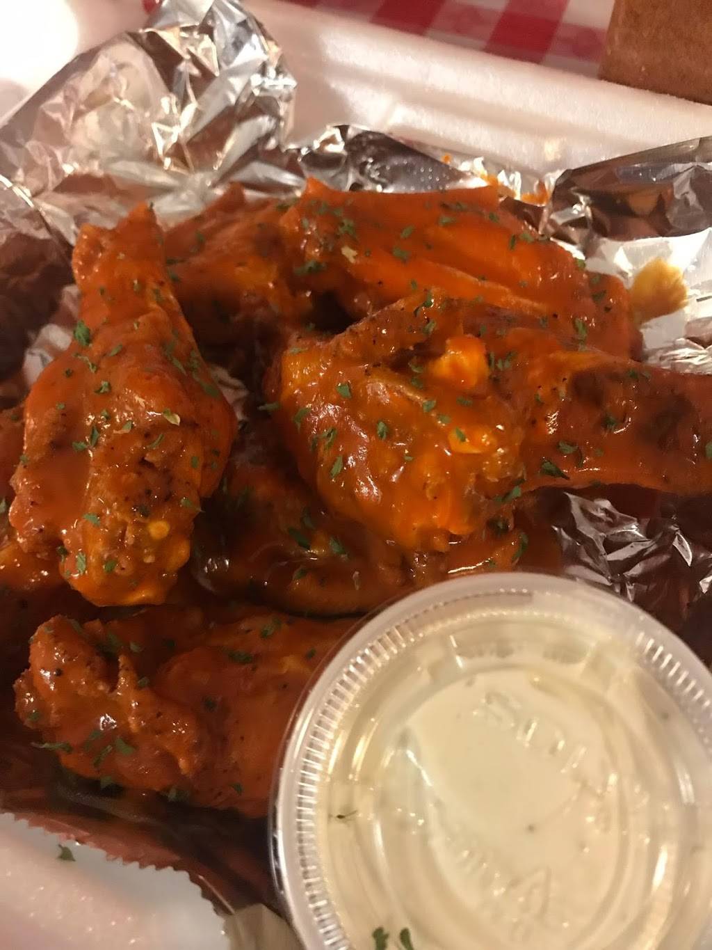 B&S Soul Food & Catering | restaurant | 2548 S 58th St, Philadelphia, PA 19143, USA | 4458883177 OR +1 445-888-3177