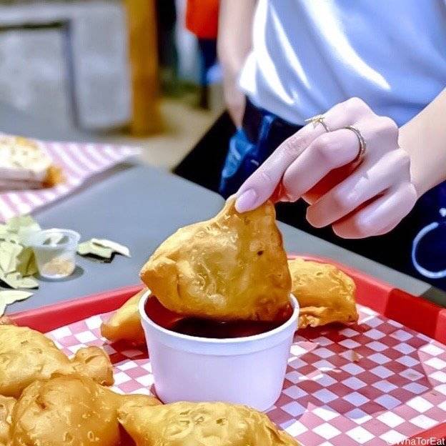 Colaba Junction | restaurant | 410 Bathurst St, Toronto, ON M5T 2S6, Canada | 4169726560 OR +1 416-972-6560