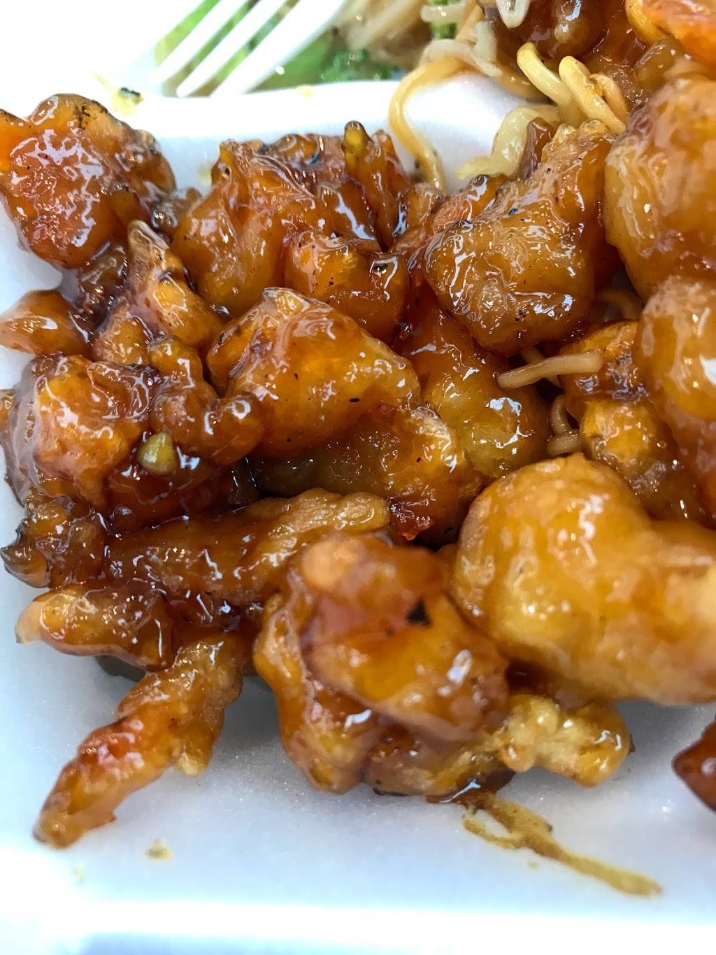 Manchu Wok | restaurant | 1 Eglinton Square #107, Scarborough, ON M1L 2K1, Canada | 4167556665 OR +1 416-755-6665