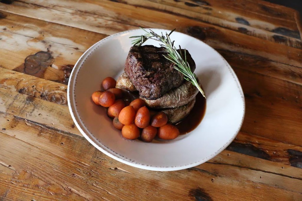 Delft Bistro | restaurant | 139 W Washington St, Marquette, MI 49855, USA | 9062732455 OR +1 906-273-2455