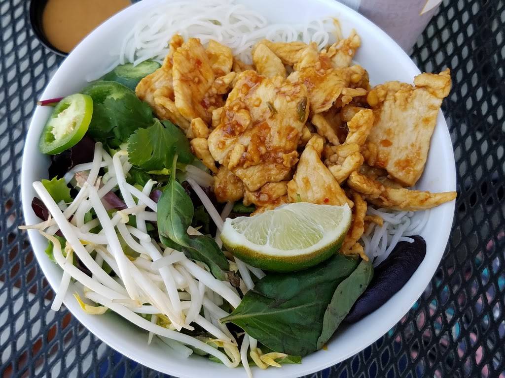 Mama Fus Asian House | restaurant | 4535 Kingwood Dr Ste 100, Kingwood, TX 77345, USA | 8328394356 OR +1 832-839-4356