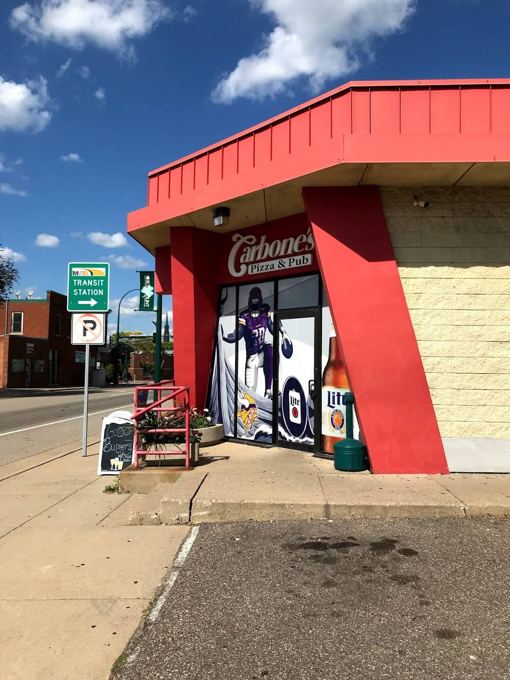 Carbones Pizza & Pub | restaurant | 14550 S Robert Trail, Rosemount, MN 55068, USA | 6513221333 OR +1 651-322-1333